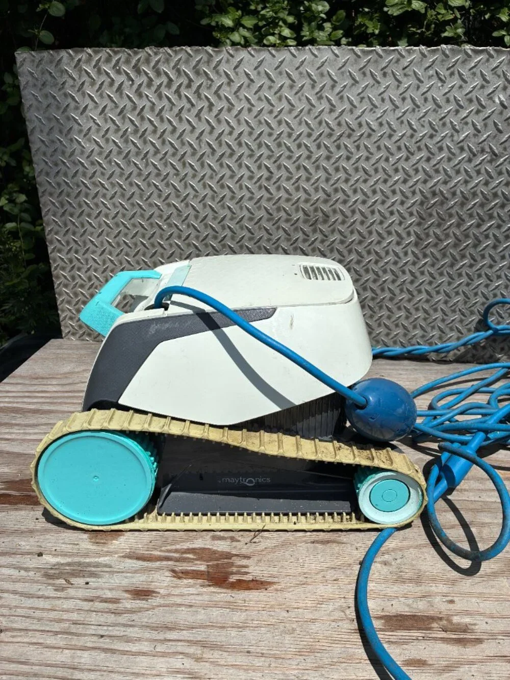 Maytronics Dolphin Active 10 Robotic Ground Pool Cleaner Basic 115 Power Supply